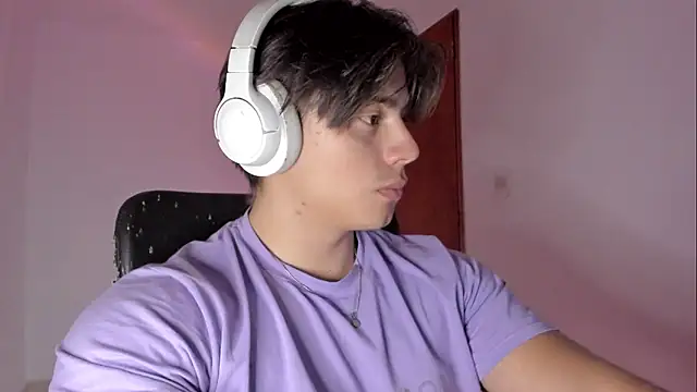 Snapshot of Giordano_Russo chatting on 03-03-26, 08:59 Giordano Russo online show from 03-03-26, 08:59