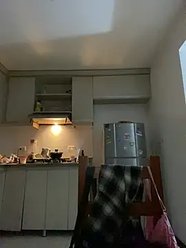  Lunnaa  online show from 04-18-26, 02:48