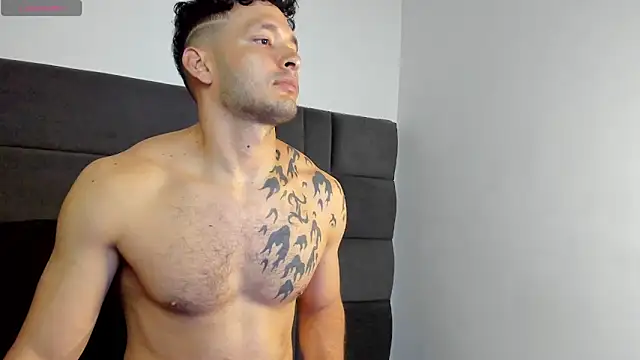 alejandro  2 online show from 06-05-26, 02:56