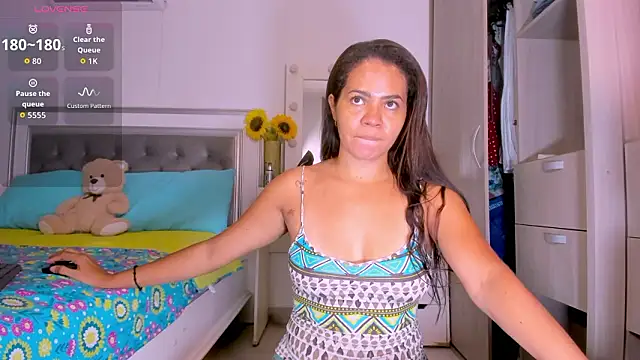 sharonDulce online show from 02-09-26, 02:59