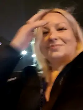 Arina smiles online show from 01-19-25, 04:36