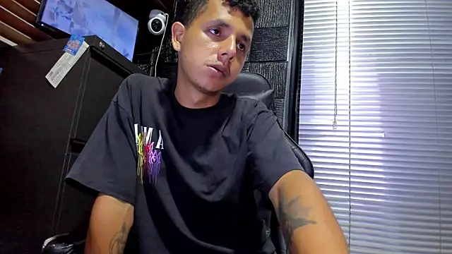 boy bigcock24cm online show from 07-16-26, 11:44