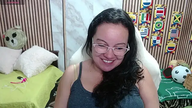 Snapshot of Sonialorens_ chatting on 07-09-26, 11:20 Sonialorens online show from 07-09-26, 11:20