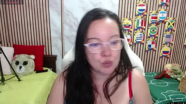 Snapshot of Sonialorens_ chatting on 07-14-26, 09:20 Sonialorens online show from 07-14-26, 09:20