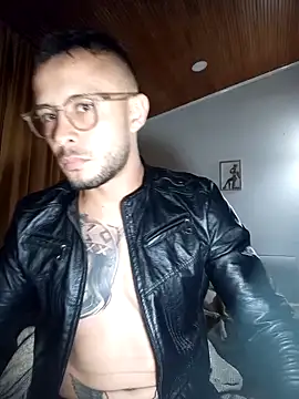 Snapshot of sebastian_horny chatting on 04-30-26, 06:09 sebastian horny online show from 04-30-26, 06:09