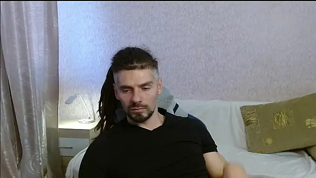 Aestheticguy101 online show from 10-26-25, 11:05