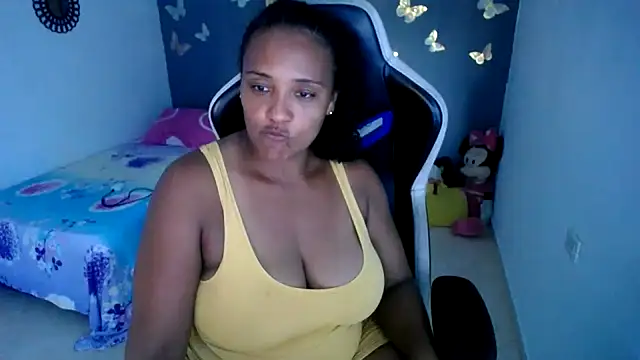Snapshot of marysol83 chatting on 05-24-26, 08:03 marysol83 online show from 05-24-26, 08:03