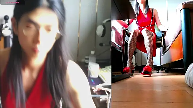 Snapshot of CrytinaSissyCrossdress chatting on 03-22-26, 01:42 CrytinaSissyCrossdress online show from 03-22-26, 01:42