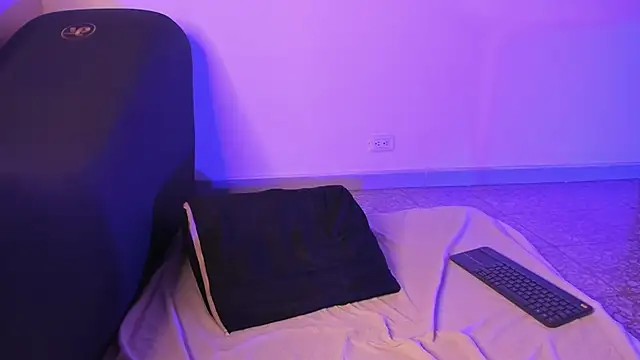 annita lopez online show from 12-01-25, 11:10