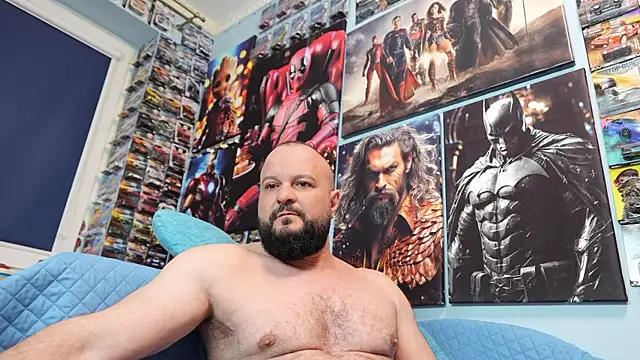 Snapshot of Muscle_Bear chatting on 03-21-26, 08:19 Muscle Bear online show from 03-21-26, 08:19