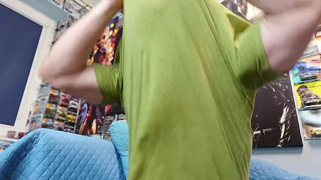 Snapshot of Muscle_Bear chatting on 03-23-26, 06:06 Muscle Bear online show from 03-23-26, 06:06