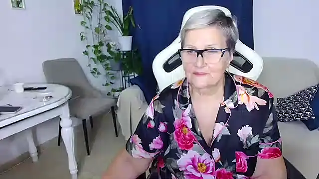 Selenna57 online show from 02-10-26, 07:18