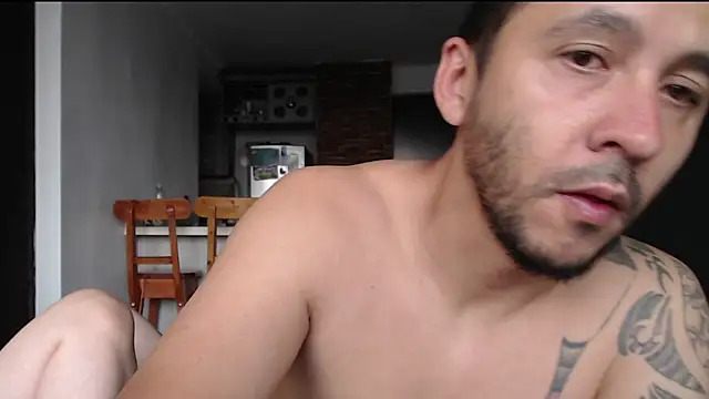 Snapshot of sexual_devils chatting on 07-04-26, 11:38 sexual devils online show from 07-04-26, 11:38