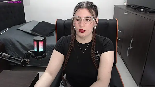 xxbbtaa online show from 04-18-26, 08:09