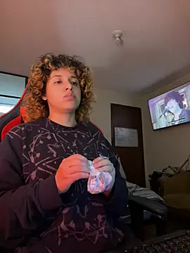 EmmaMelissa0521 online show from 04-15-26, 10:43