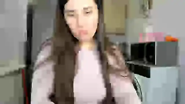 Snapshot of MiaMarrone chatting on 01-12-26, 12:38 MiaMarrone online show from 01-12-26, 12:38