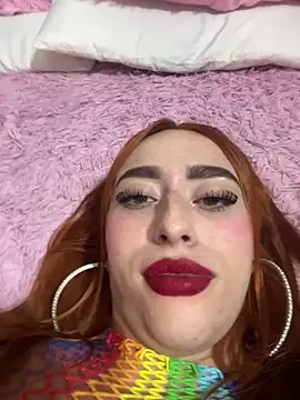 Snapshot of Im_sarah chatting on 10-07-25, 10:23 Im sarah online show from 10-07-25, 10:23