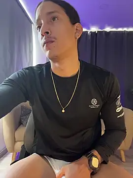 Liam V online show from 03-09-26, 03:27