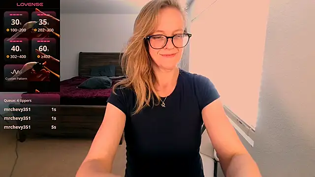 britteebee online show from 06-03-26, 10:04