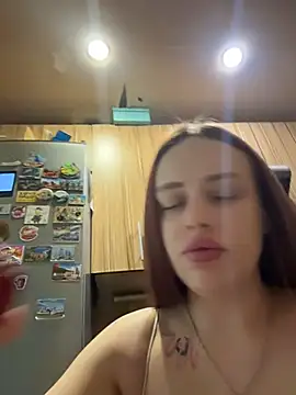 Snapshot of Lisaaan chatting on 07-03-26, 12:44 Lisaaan online show from 07-03-26, 12:44