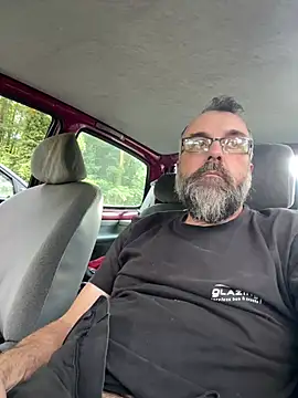 Snapshot of jim470 chatting on 07-03-26, 12:55 jim470 online show from 07-03-26, 12:55