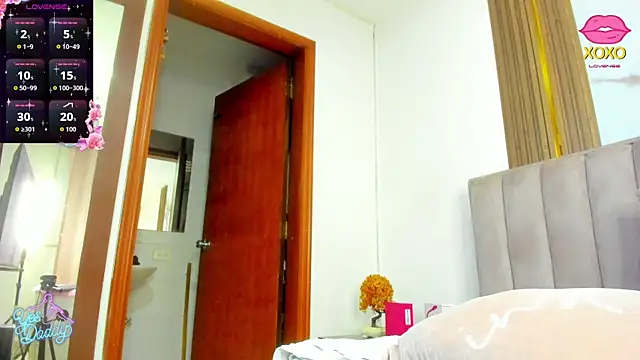 CristinSexy online show from 05-01-26, 10:09