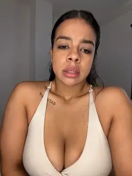 trianawhite online show from 03-30-26, 04:30