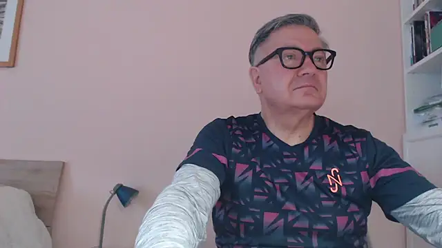 YOU6me online show from 02-12-26, 08:53