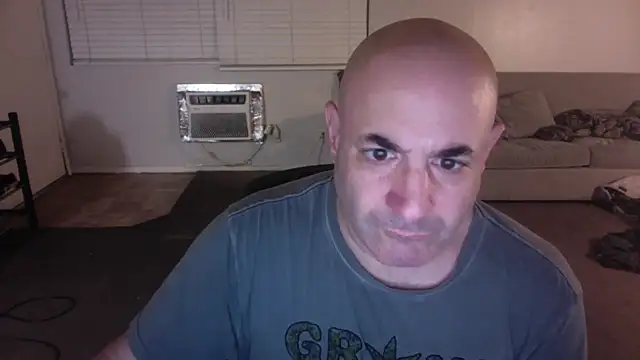 Snapshot of palidin1 chatting on 12-22-25, 07:27 palidin1 online show from 12-22-25, 07:27