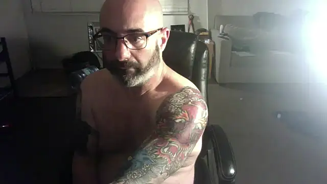 Snapshot of palidin1 chatting on 02-03-26, 06:40 palidin1 online show from 02-03-26, 06:40