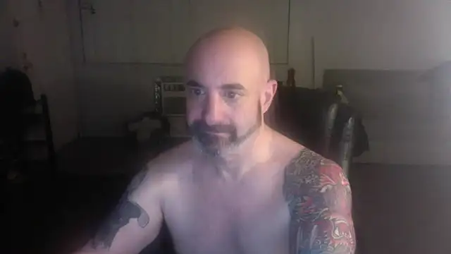 Snapshot of palidin1 chatting on 02-06-26, 05:01 palidin1 online show from 02-06-26, 05:01