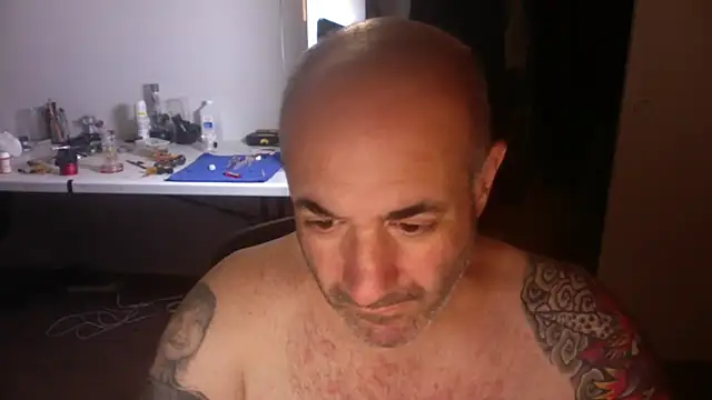 Snapshot of palidin1 chatting on 05-30-26, 12:52 palidin1 online show from 05-30-26, 12:52