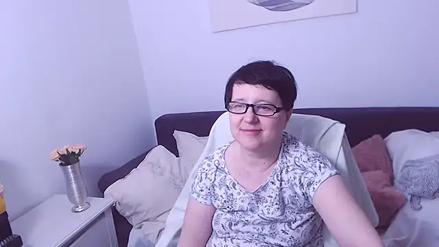 ChristaRose online show from 05-08-26, 01:22