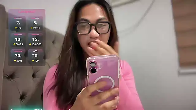 Local Hoelyx online show from 03-24-26, 06:13