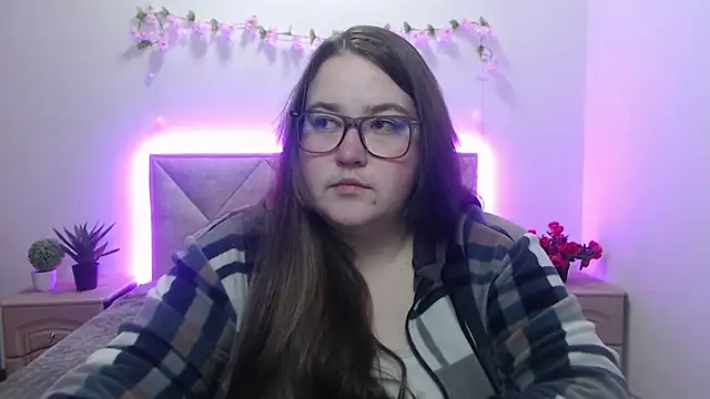 Snapshot of XX_Daniella_XX chatting on 04-17-26, 06:27 XX Daniella XX online show from 04-17-26, 06:27