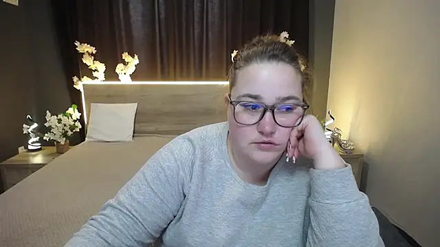 Snapshot of XX_Daniella_XX chatting on 04-23-26, 06:25 XX Daniella XX online show from 04-23-26, 06:25