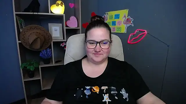 Snapshot of XX_Daniella_XX chatting on 05-16-26, 10:36 XX Daniella XX online show from 05-16-26, 10:36