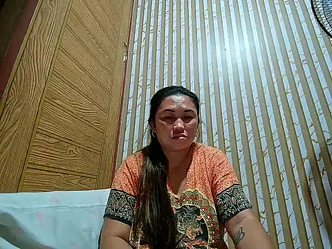 Snapshot of LalaiAsian chatting on 03-05-26, 05:09 LalaiAsian online show from 03-05-26, 05:09