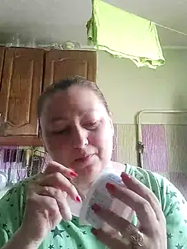 Snapshot of Rini333 chatting on 07-13-26, 11:02 Rini333 online show from 07-13-26, 11:02