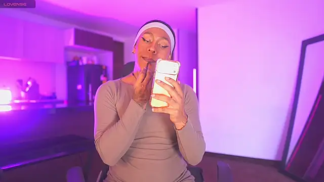 AmberRaus online show from 04-14-26, 11:27