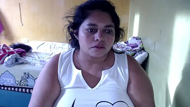 Snapshot of yulieth_bbw chatting on 06-21-26, 11:46 yulieth bbw online show from 06-21-26, 11:46