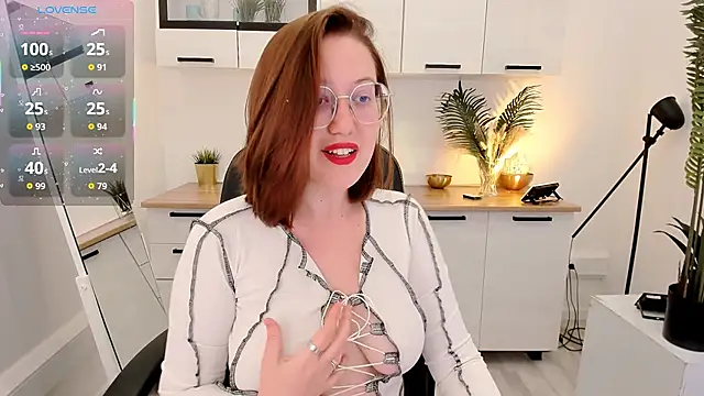 Charmy Gracy online show from 05-15-26, 12:23