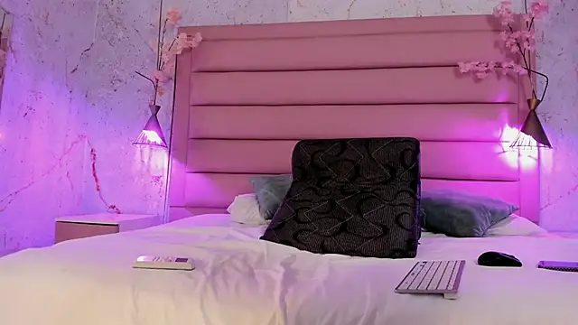 Scarleett 22 online show from 12-05-25, 08:05