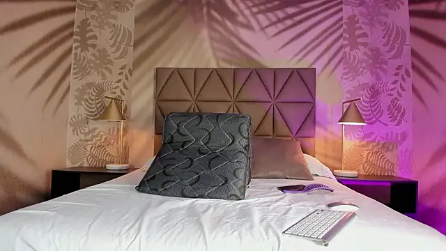 Scarleett 22 online show from 01-13-26, 08:03