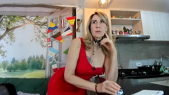 Snapshot of ashleymilf_1 chatting on 07-08-26, 05:39 ashleymilf 1 online show from 07-08-26, 05:39