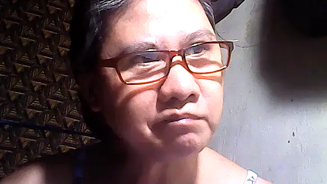sweetsosie18 online show from 05-11-26, 08:28