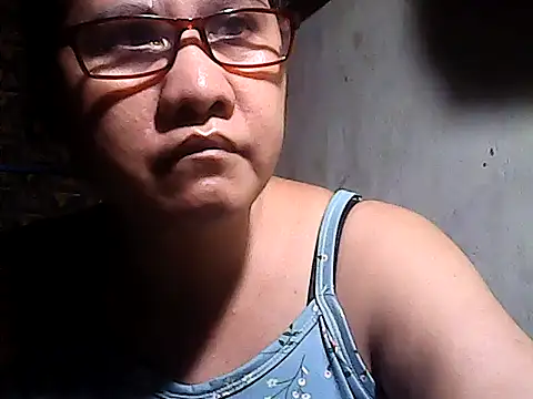 sweetsosie18 online show from 05-16-26, 02:30