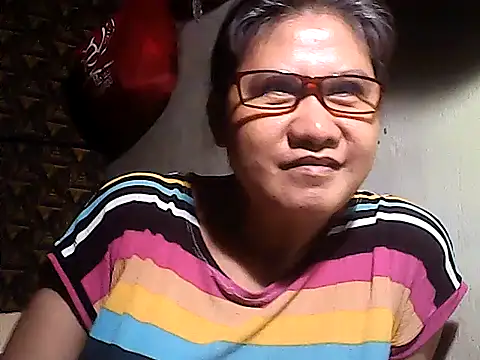 sweetsosie18 online show from 05-16-26, 11:42