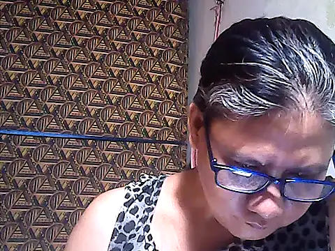 sweetsosie18 online show from 07-01-26, 05:31