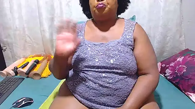 Snapshot of MatureBootyBabe4Uxx chatting on 02-20-26, 01:13 MatureBootyBabe4Uxx online show from 02-20-26, 01:13